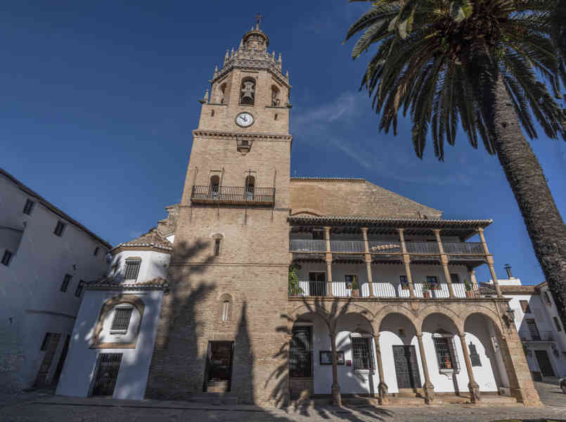 Málaga - Ronda 022 - colegiata de Santa María la Mayor.jpg